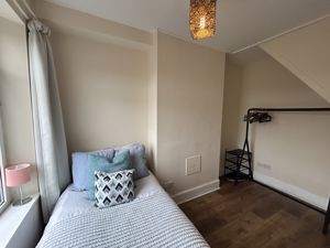 Photo 8- click for photo gallery